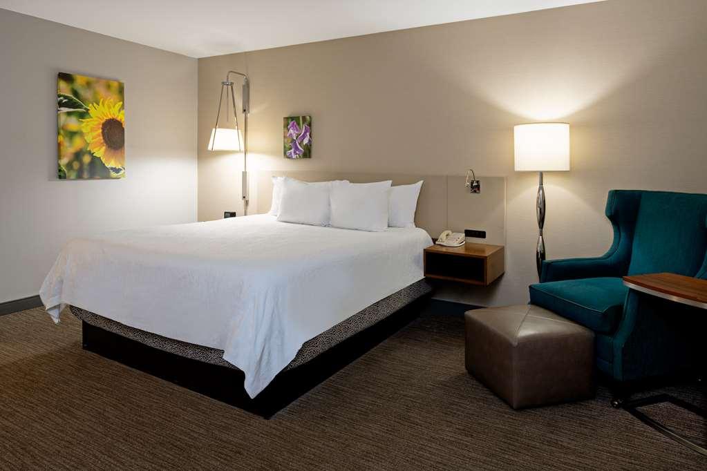 Hilton Garden Inn Folsom Room photo